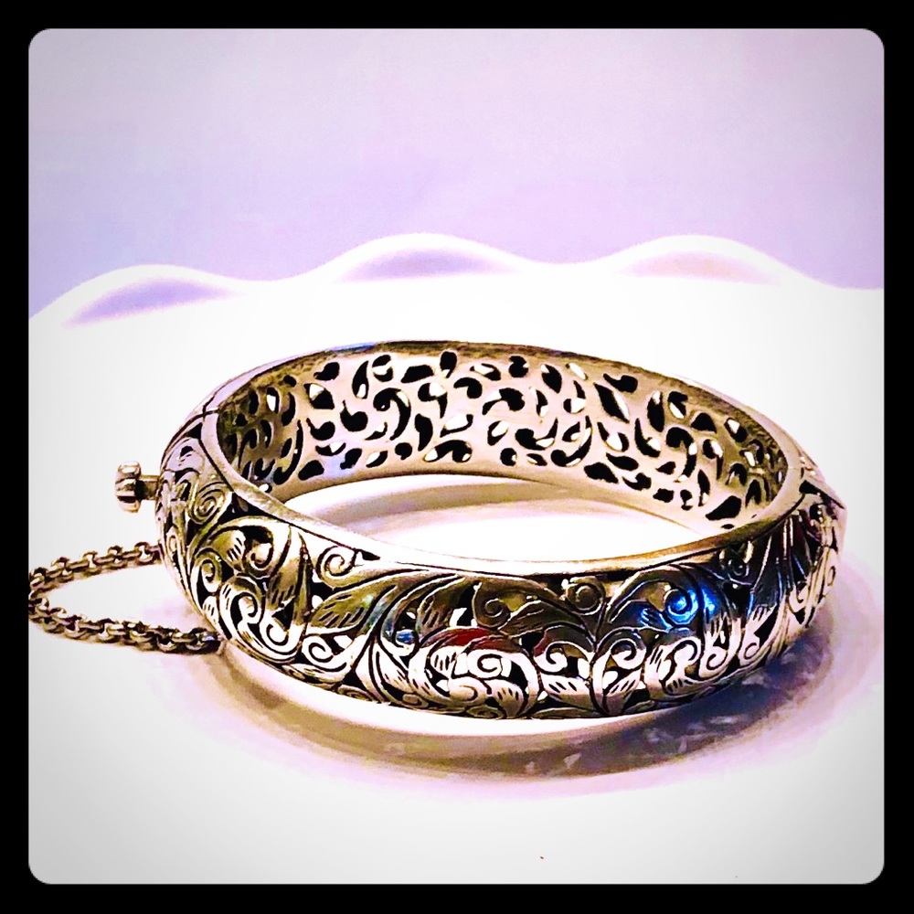 Silpada “Forever Stunning” Bangle Bracelet